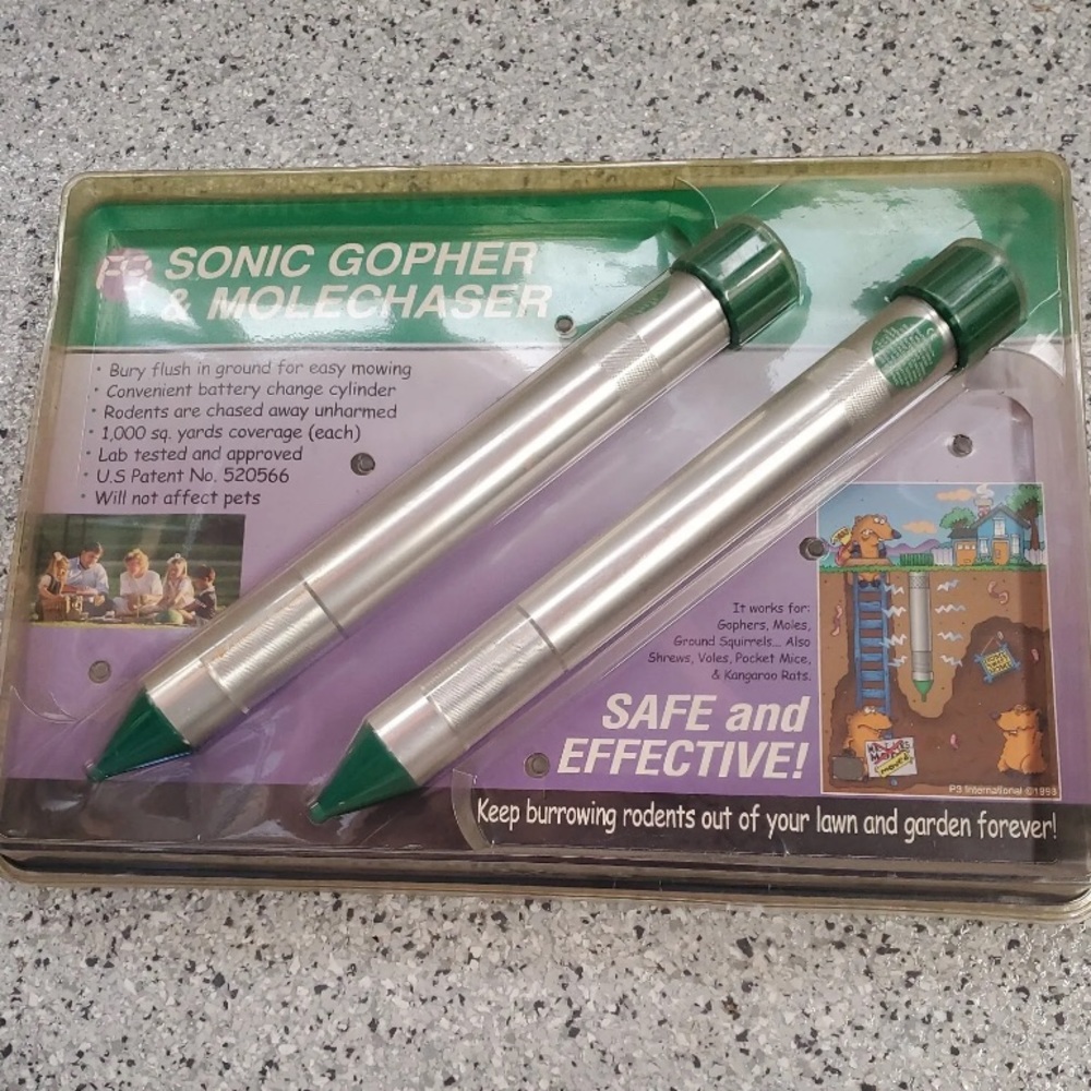 P3 International Battery Operated Sonic Gopher & Mole Chaser 2 Pack VINTAGE 1998